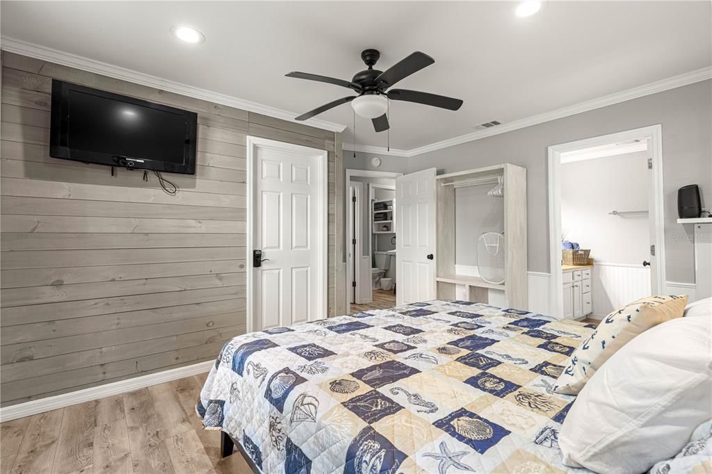 For Sale: $399,900 (0 beds, 0 baths, 1144 Square Feet)