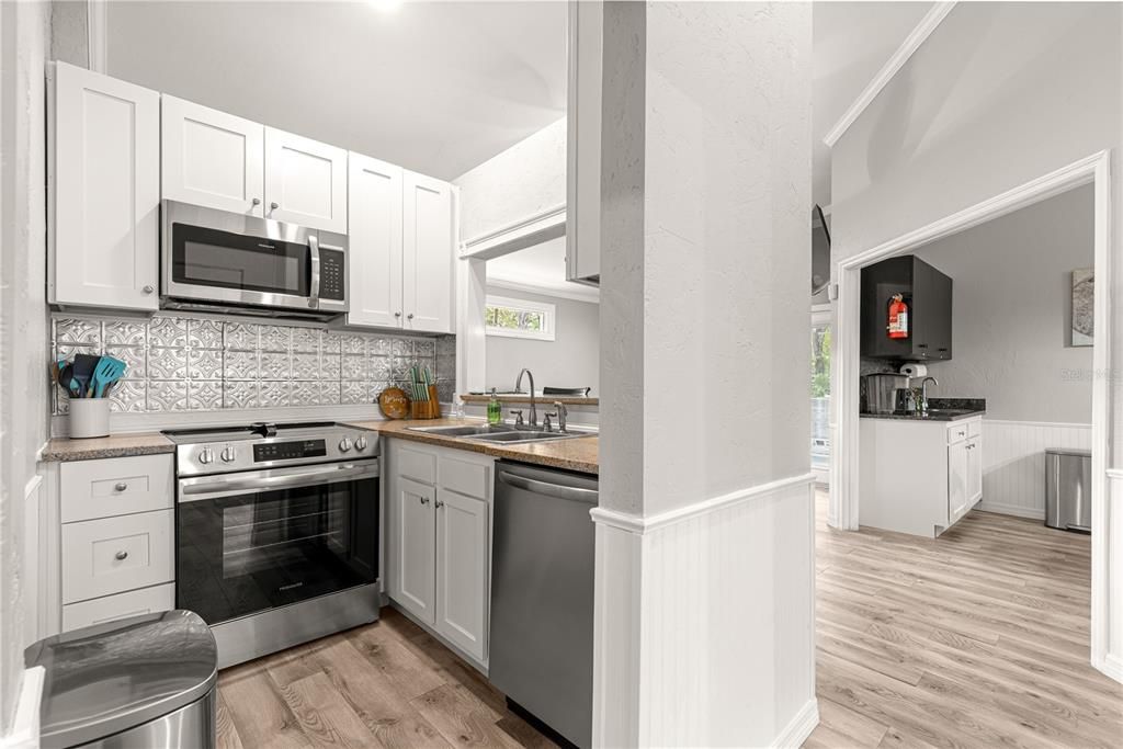 For Sale: $399,900 (0 beds, 0 baths, 1144 Square Feet)