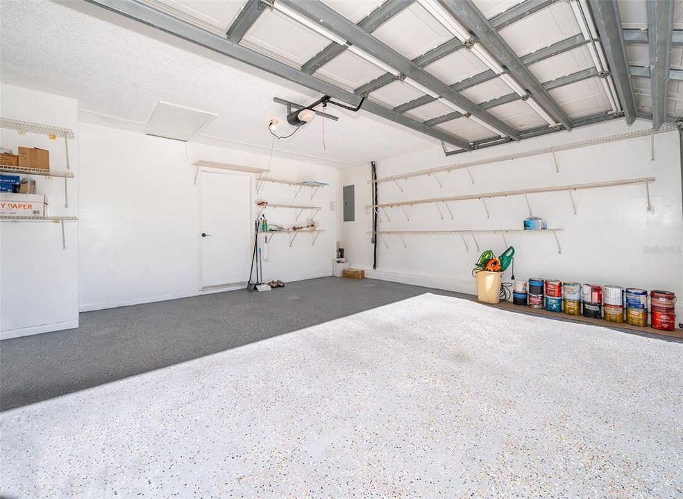 Под контрактом: $450,000 (3 спален, 2 ванн, 2185 Квадратных фут)