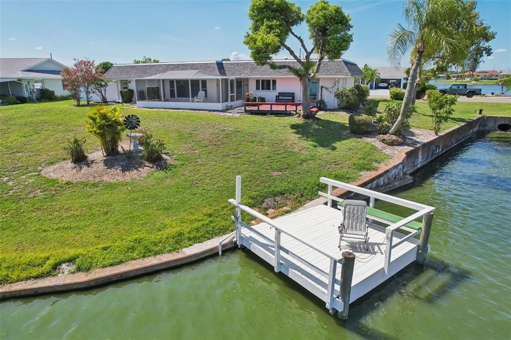 На продажу: $399,900 (2 спален, 2 ванн, 1603 Квадратных фут)