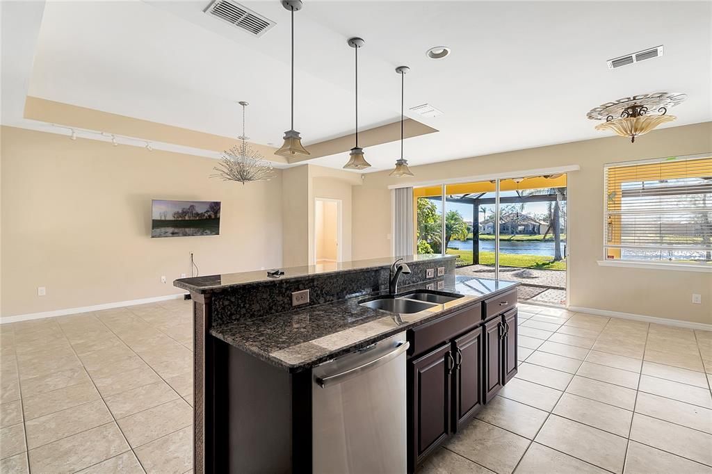 В аренду: $2,445 (3 спален, 2 ванн, 1986 Квадратных фут)