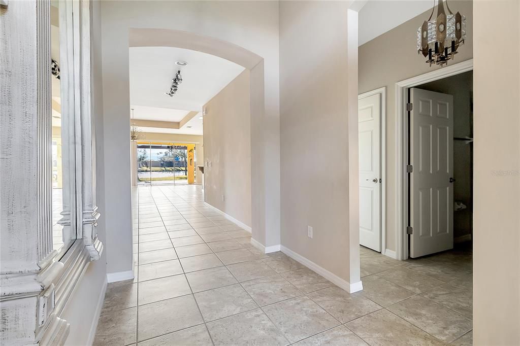 В аренду: $2,445 (3 спален, 2 ванн, 1986 Квадратных фут)