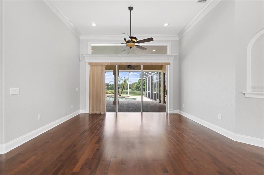 For Sale: $715,000 (4 beds, 3 baths, 2591 Square Feet)