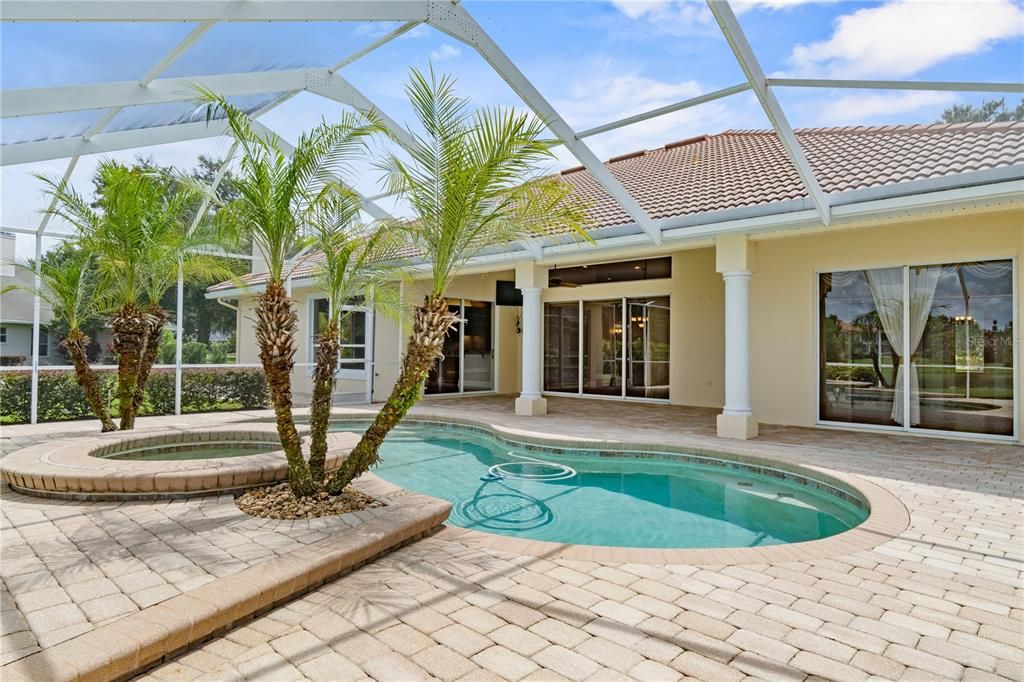 For Sale: $715,000 (4 beds, 3 baths, 2591 Square Feet)