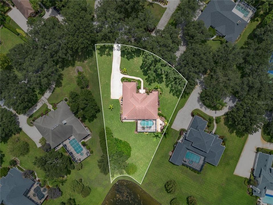 For Sale: $715,000 (4 beds, 3 baths, 2591 Square Feet)