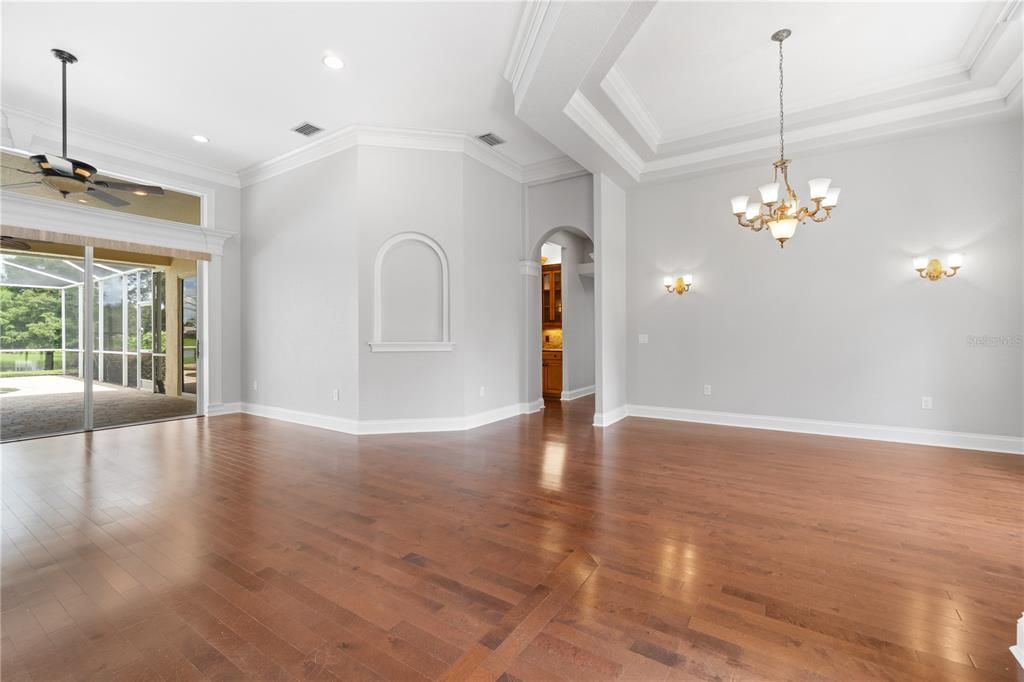 For Sale: $715,000 (4 beds, 3 baths, 2591 Square Feet)