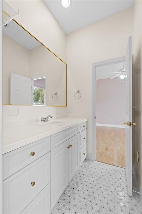 For Sale: $715,000 (4 beds, 3 baths, 2591 Square Feet)