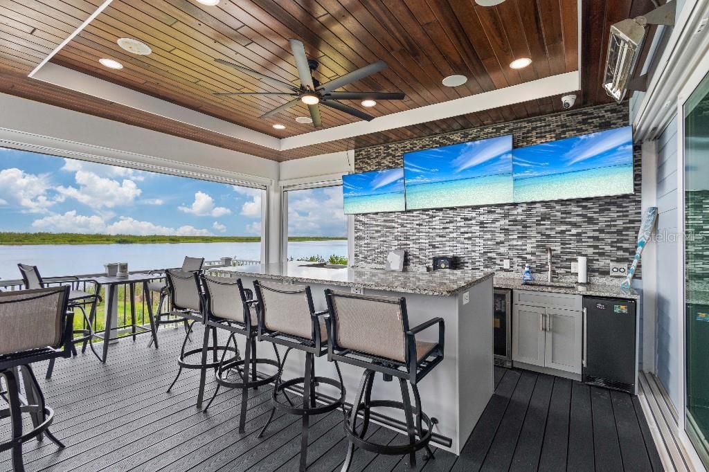 For Sale: $2,350,000 (4 beds, 5 baths, 2952 Square Feet)