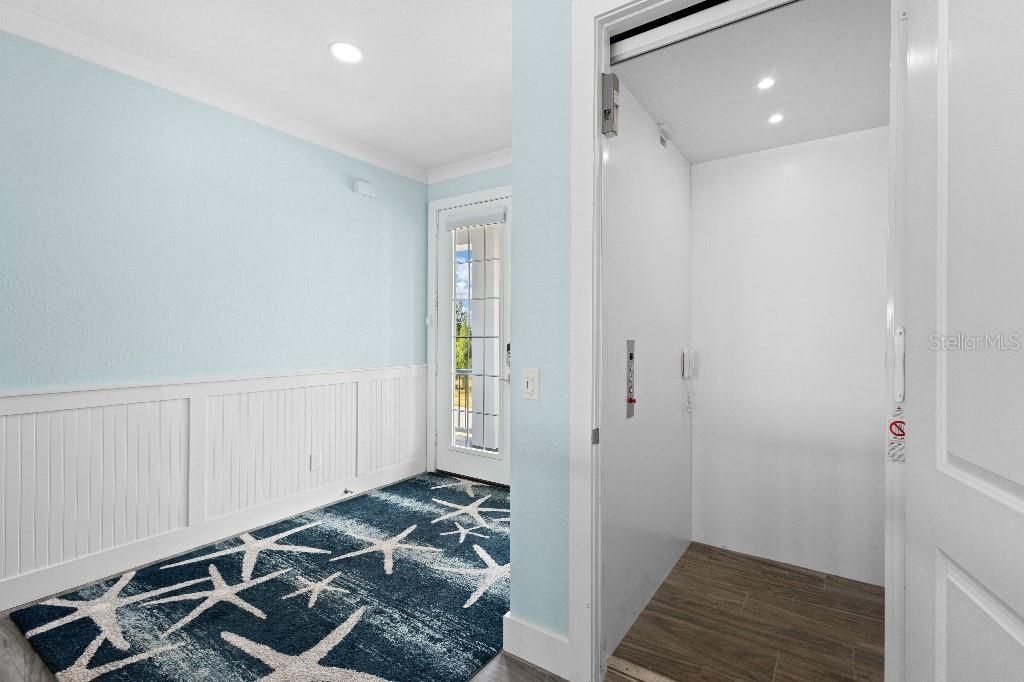 For Sale: $2,350,000 (4 beds, 5 baths, 2952 Square Feet)