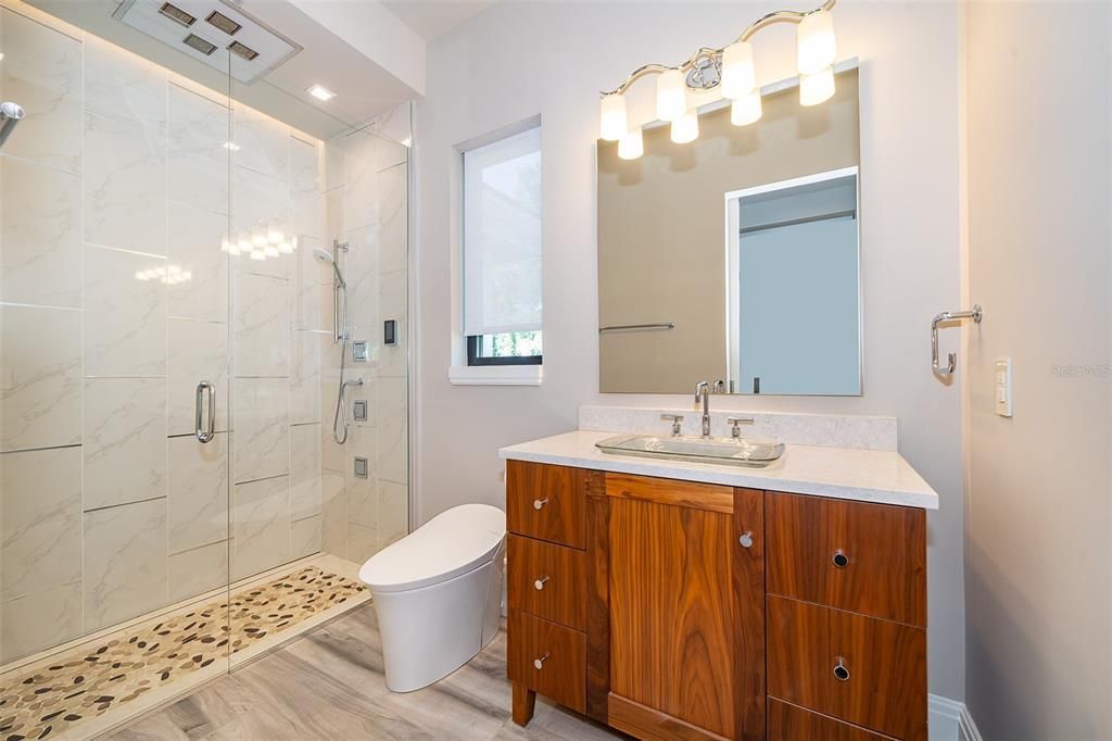 En Venta: $5,500,000 (5 camas, 5 baños, 6676 Pies cuadrados)