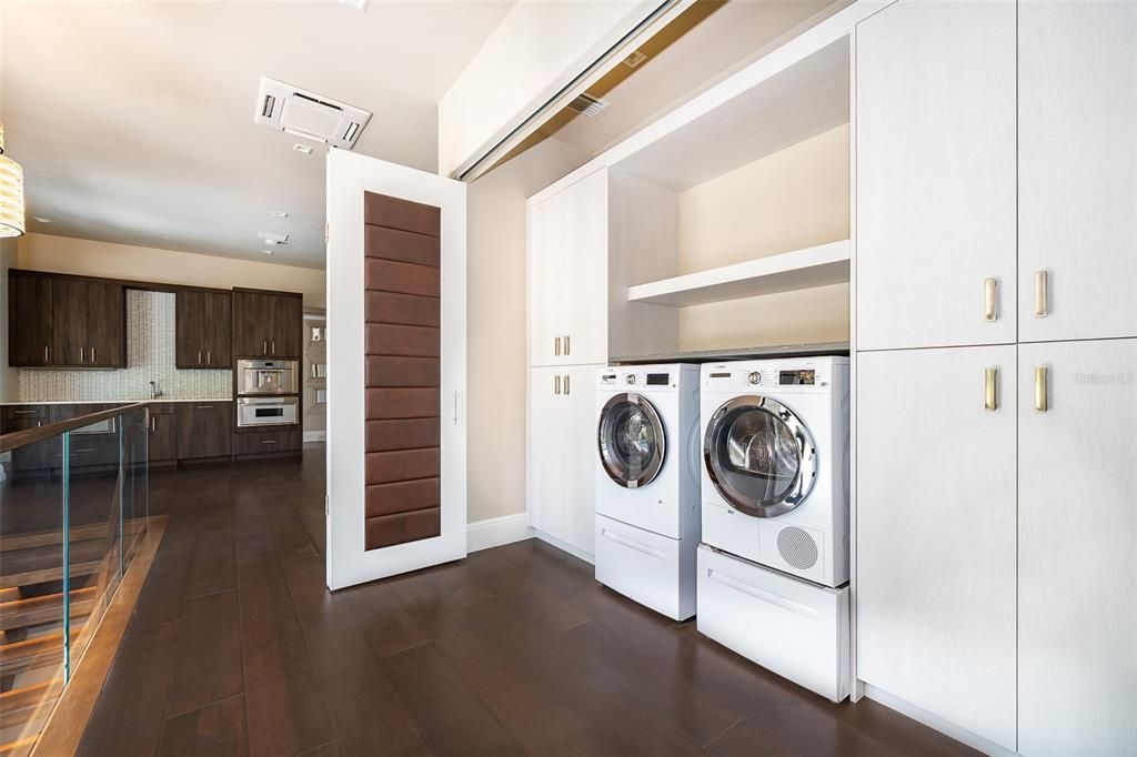 En Venta: $5,500,000 (5 camas, 5 baños, 6676 Pies cuadrados)