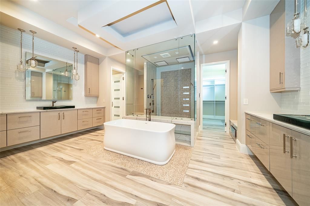 En Venta: $5,500,000 (5 camas, 5 baños, 6676 Pies cuadrados)