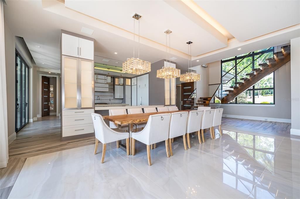 En Venta: $5,500,000 (5 camas, 5 baños, 6676 Pies cuadrados)