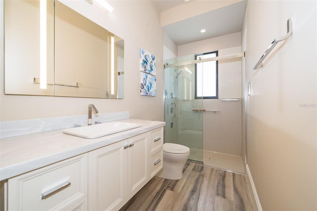 En Venta: $5,500,000 (5 camas, 5 baños, 6676 Pies cuadrados)