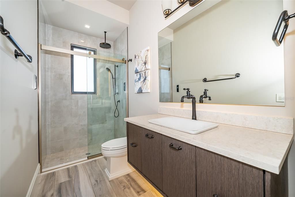 En Venta: $5,500,000 (5 camas, 5 baños, 6676 Pies cuadrados)