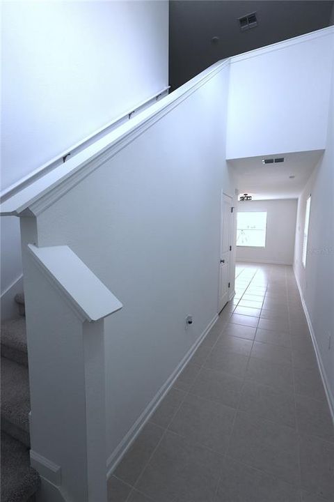 Activo con contrato: $1,950 (4 camas, 2 baños, 1874 Pies cuadrados)