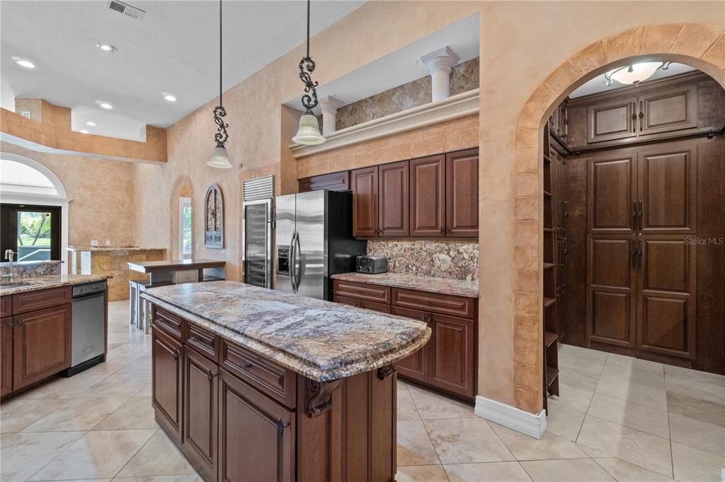 For Sale: $799,000 (4 beds, 3 baths, 3480 Square Feet)