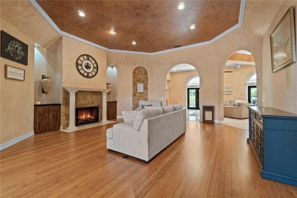 For Sale: $799,000 (4 beds, 3 baths, 3480 Square Feet)