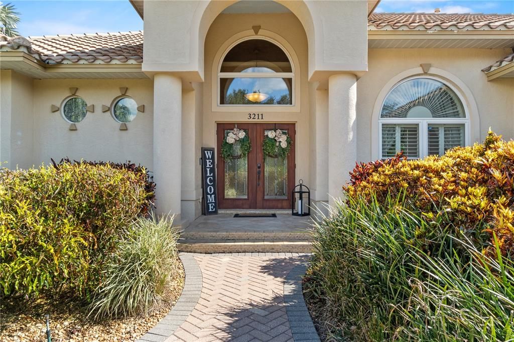 For Sale: $799,000 (4 beds, 3 baths, 3480 Square Feet)