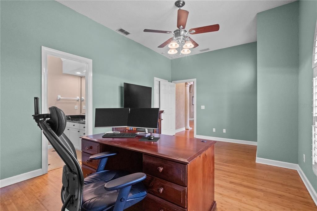 For Sale: $799,000 (4 beds, 3 baths, 3480 Square Feet)