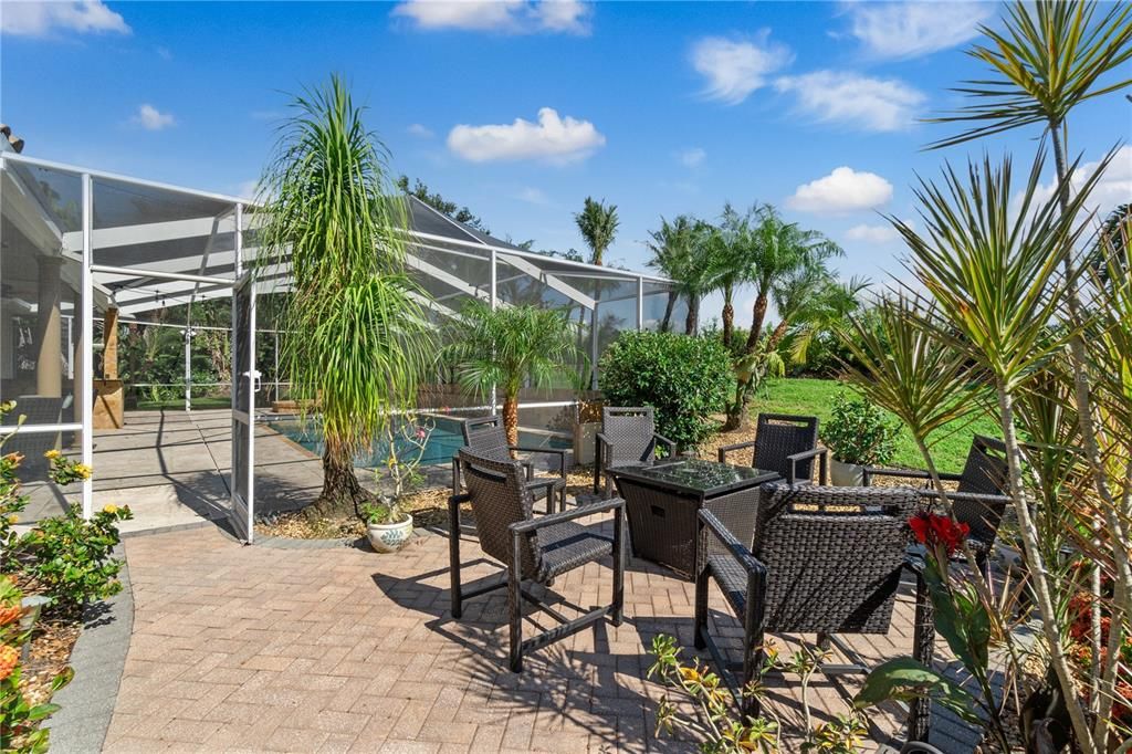 For Sale: $799,000 (4 beds, 3 baths, 3480 Square Feet)