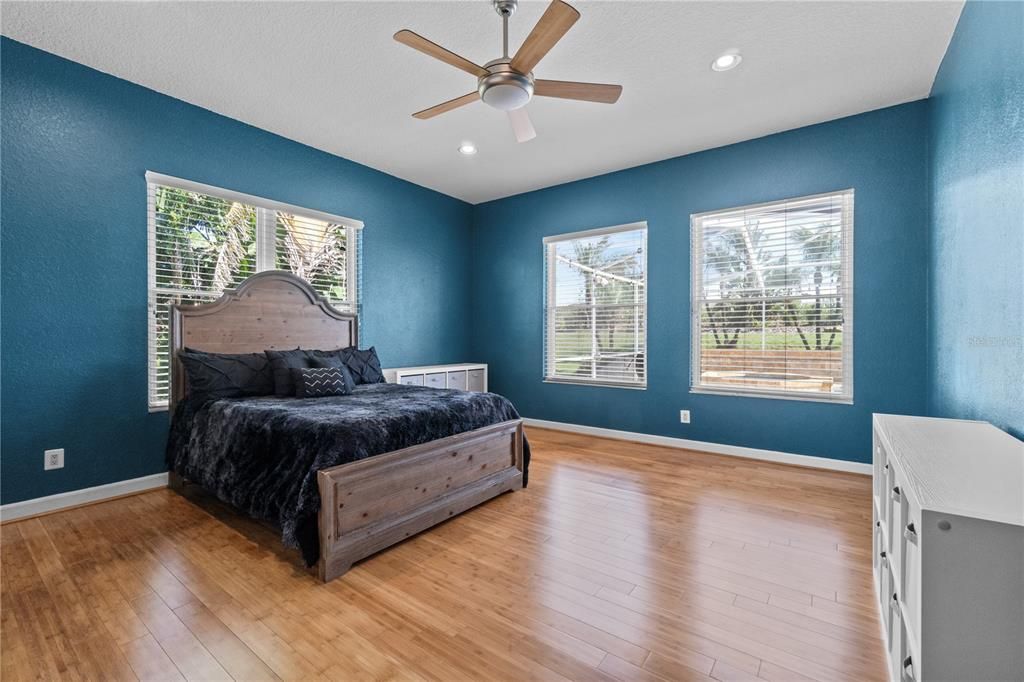 For Sale: $799,000 (4 beds, 3 baths, 3480 Square Feet)