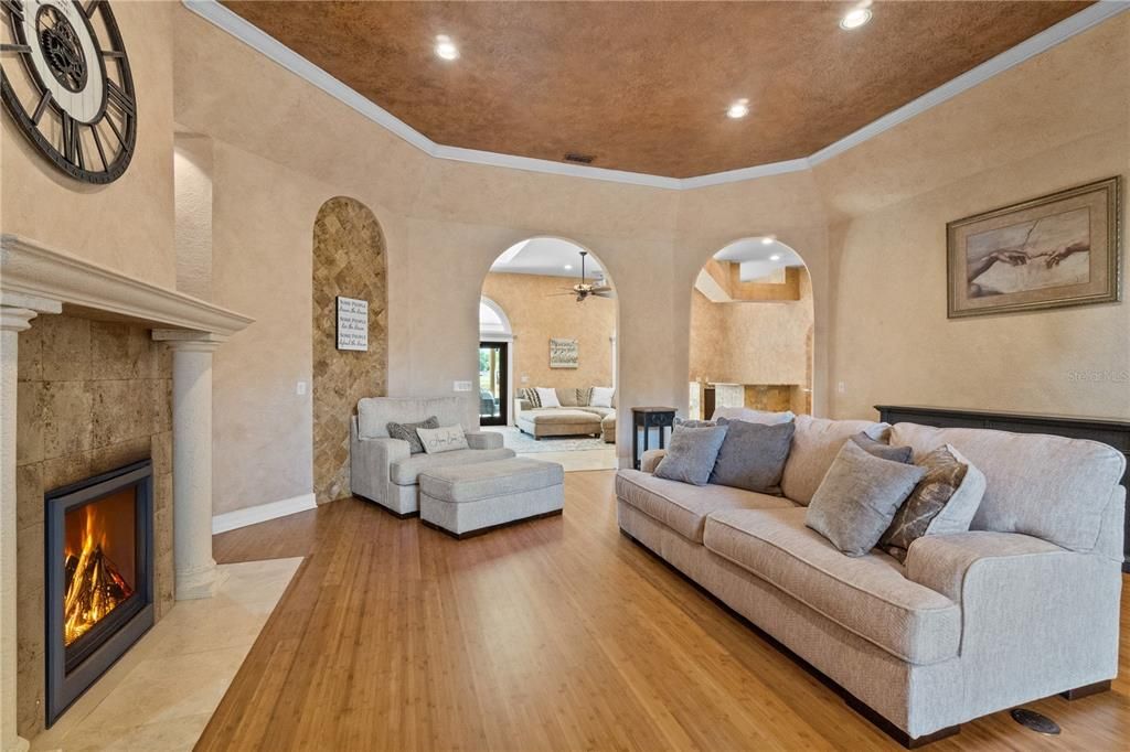 For Sale: $799,000 (4 beds, 3 baths, 3480 Square Feet)