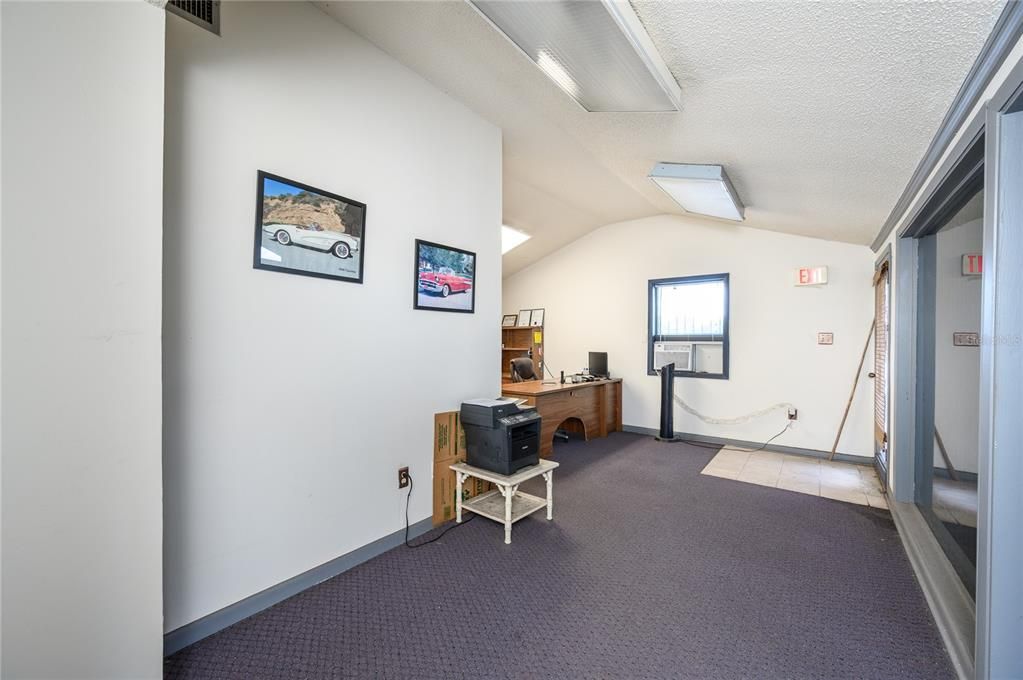 На продажу: $750,000 (0 спален, 0 ванн, 1002 Квадратных фут)