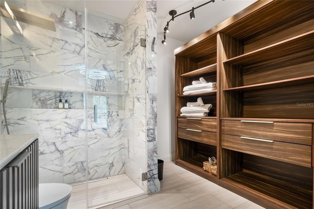 For Sale: $764,000 (3 beds, 0 baths, 2661 Square Feet)