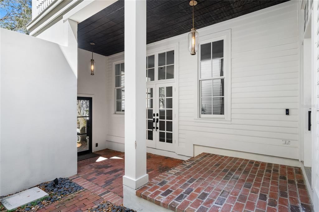 For Sale: $764,000 (3 beds, 0 baths, 2661 Square Feet)