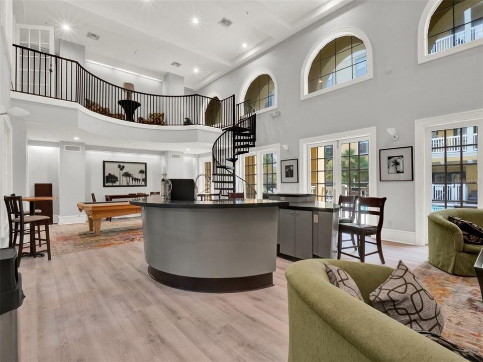 For Sale: $275,000 (2 beds, 2 baths, 953 Square Feet)