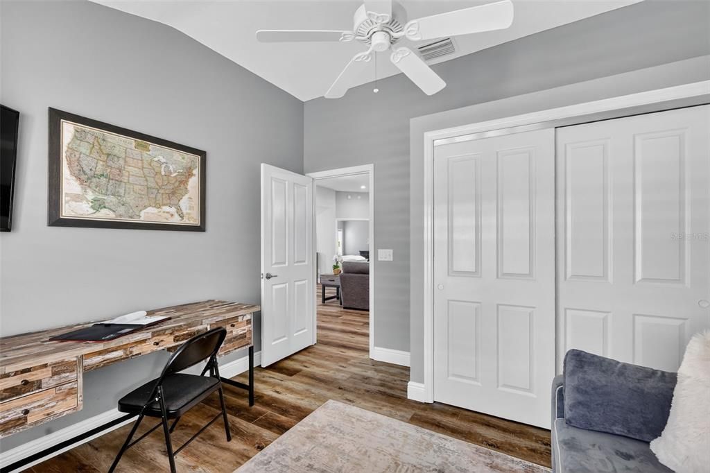 Active With Contract: $475,000 (3 beds, 2 baths, 2122 Square Feet)