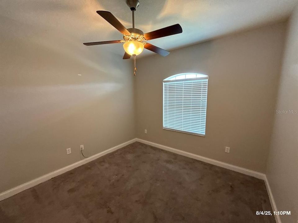 Active With Contract: $1,850 (3 beds, 2 baths, 1932 Square Feet)