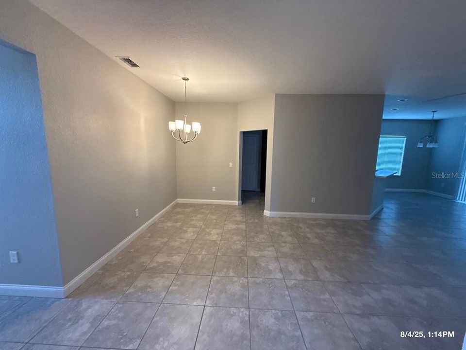 Active With Contract: $1,850 (3 beds, 2 baths, 1932 Square Feet)