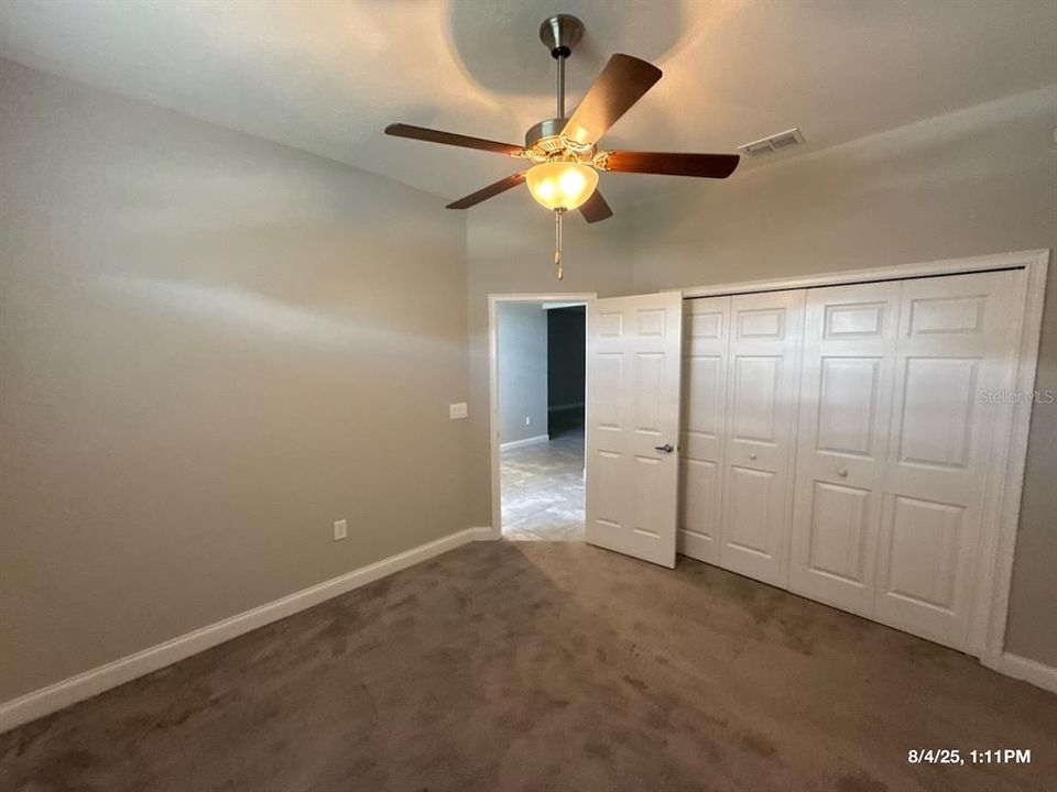 Active With Contract: $1,850 (3 beds, 2 baths, 1932 Square Feet)