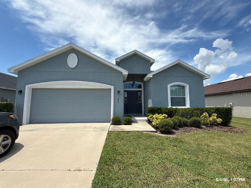 Active With Contract: $1,850 (3 beds, 2 baths, 1932 Square Feet)