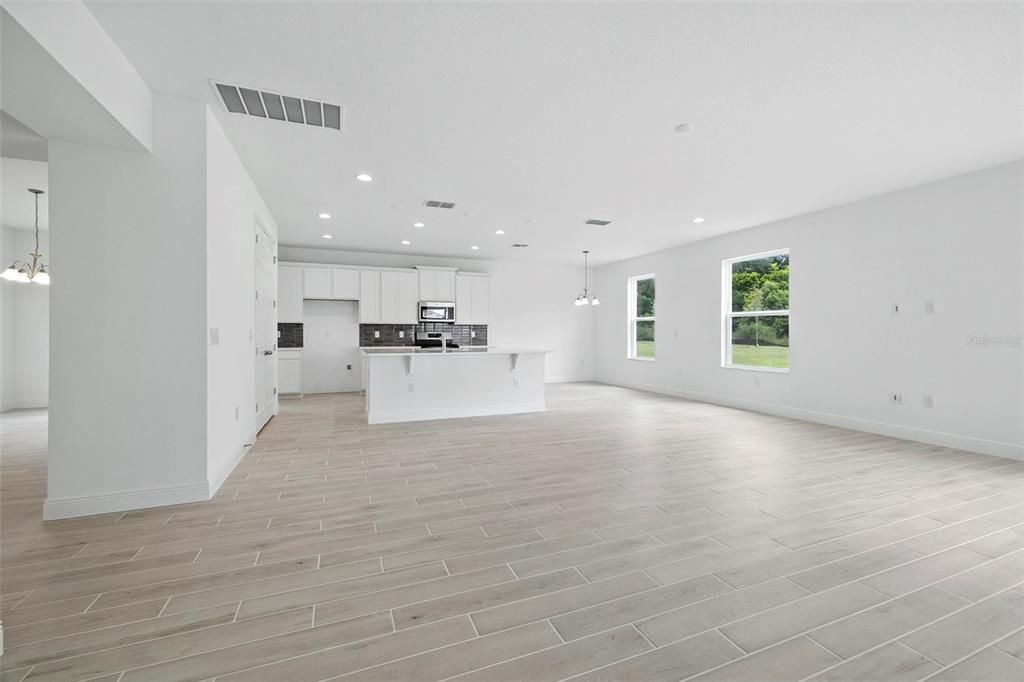 待售: $789,990 (6 贝兹, 4 浴室, 4638 平方英尺)