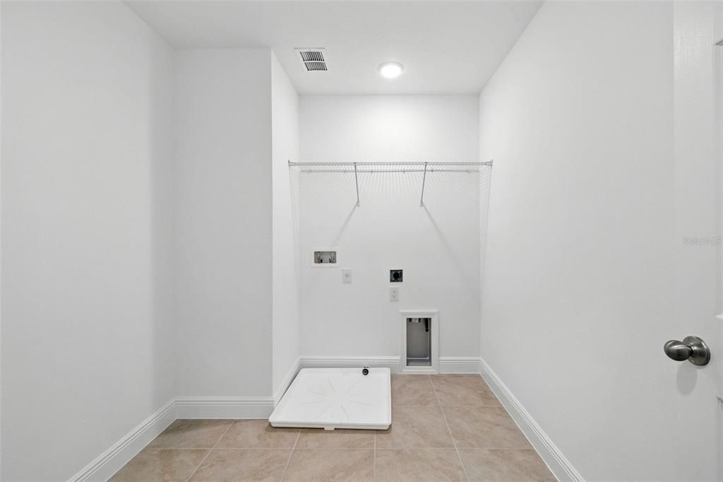 待售: $789,990 (6 贝兹, 4 浴室, 4638 平方英尺)