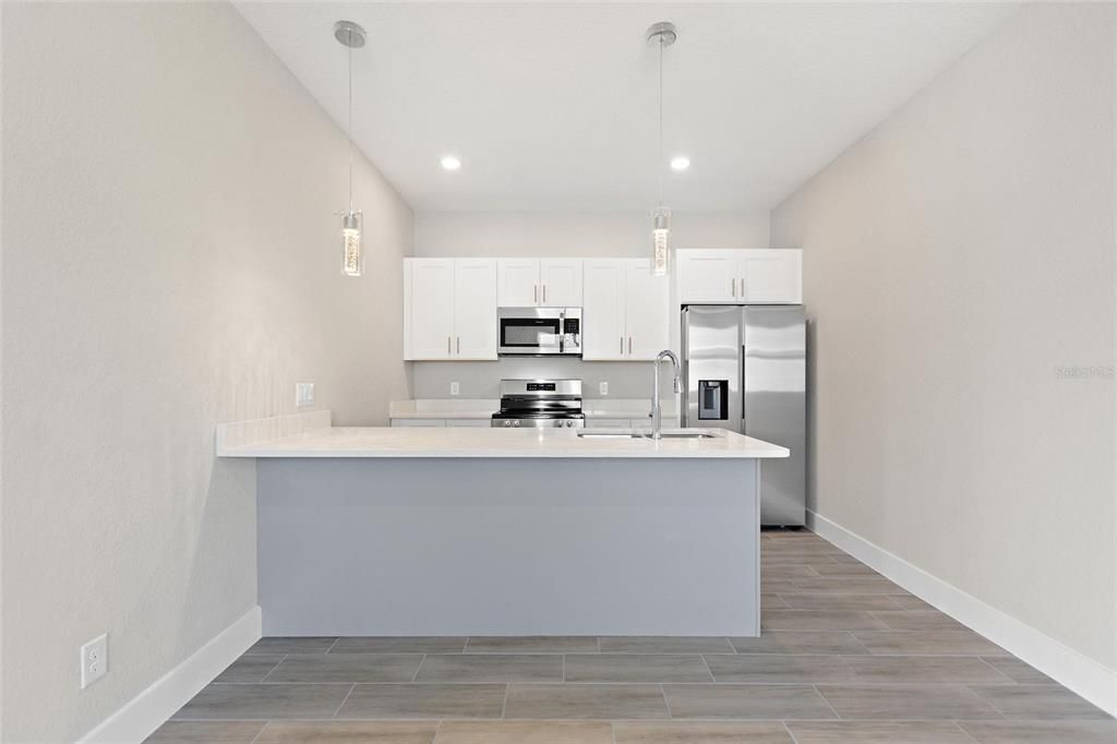 For Rent: $2,000 (3 beds, 2 baths, 1288 Square Feet)