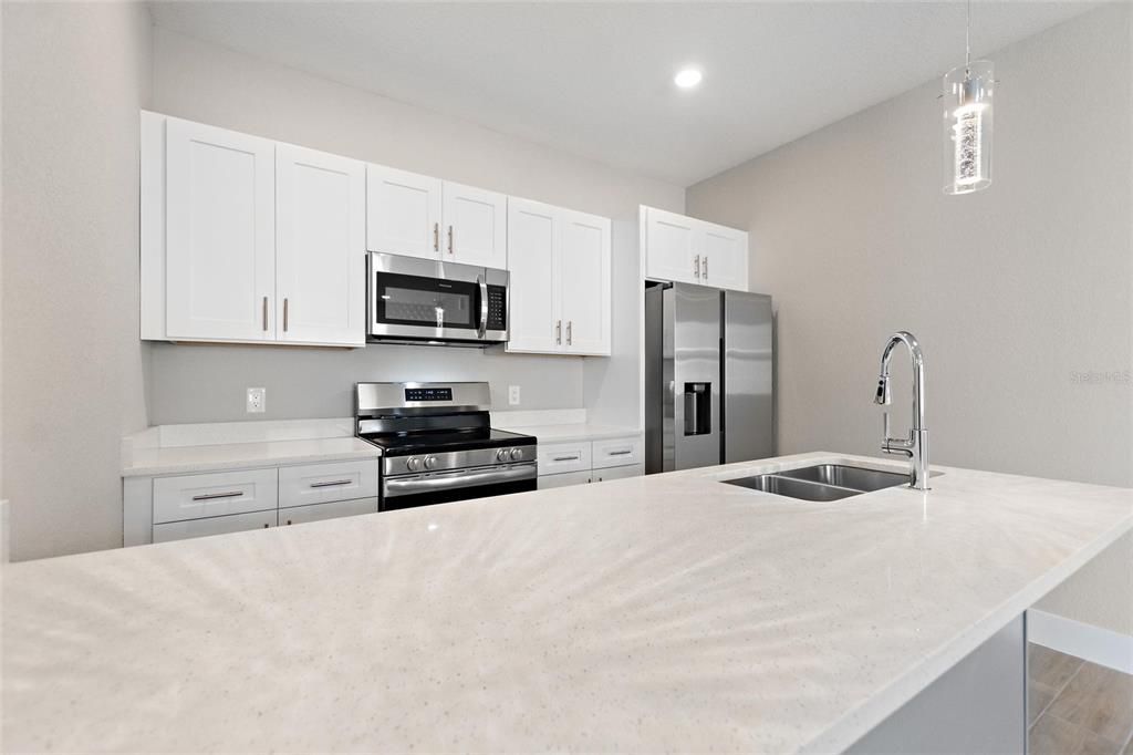 For Rent: $2,000 (3 beds, 2 baths, 1288 Square Feet)