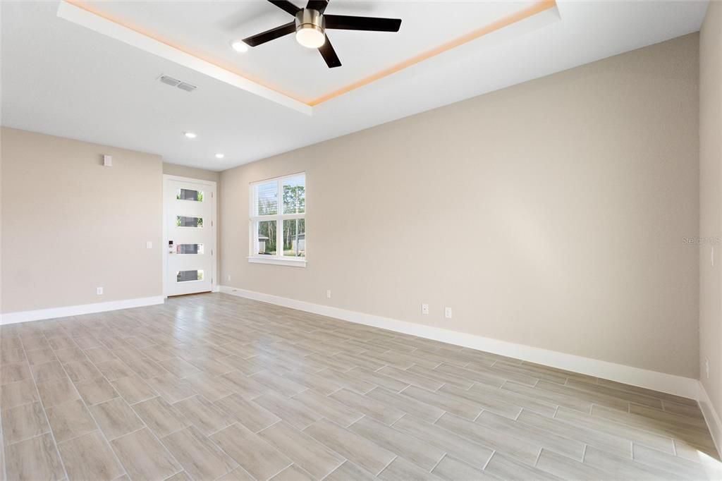 For Rent: $2,000 (3 beds, 2 baths, 1288 Square Feet)