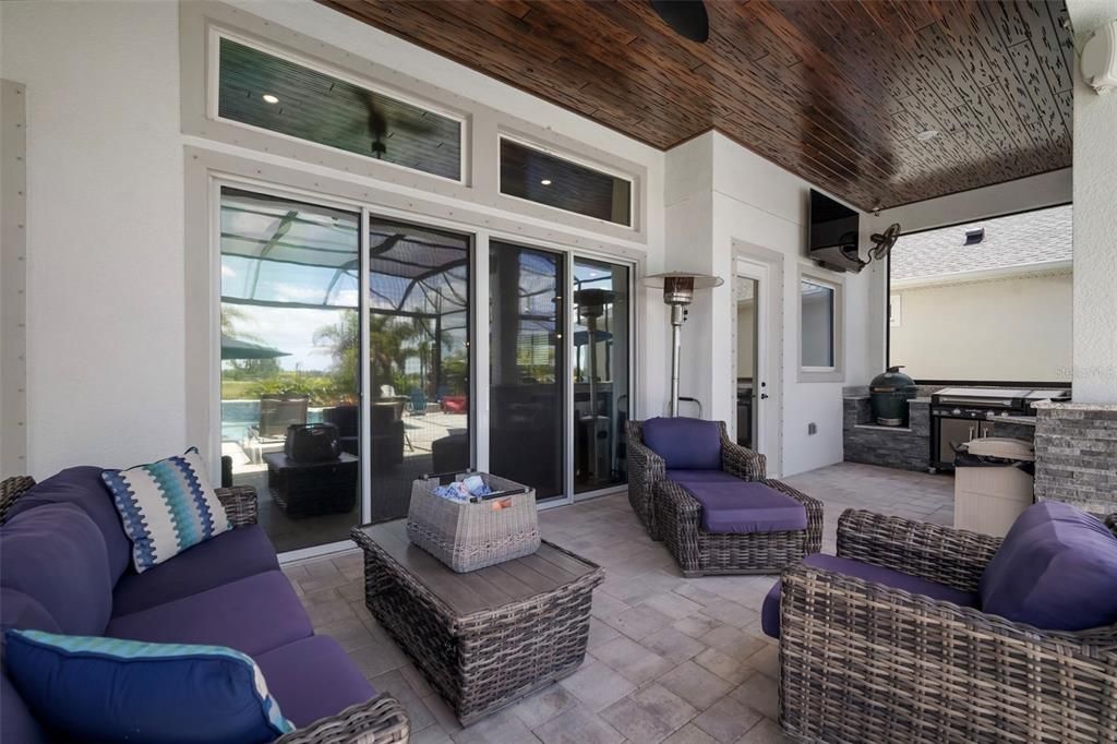 For Sale: $999,999 (4 beds, 3 baths, 3972 Square Feet)