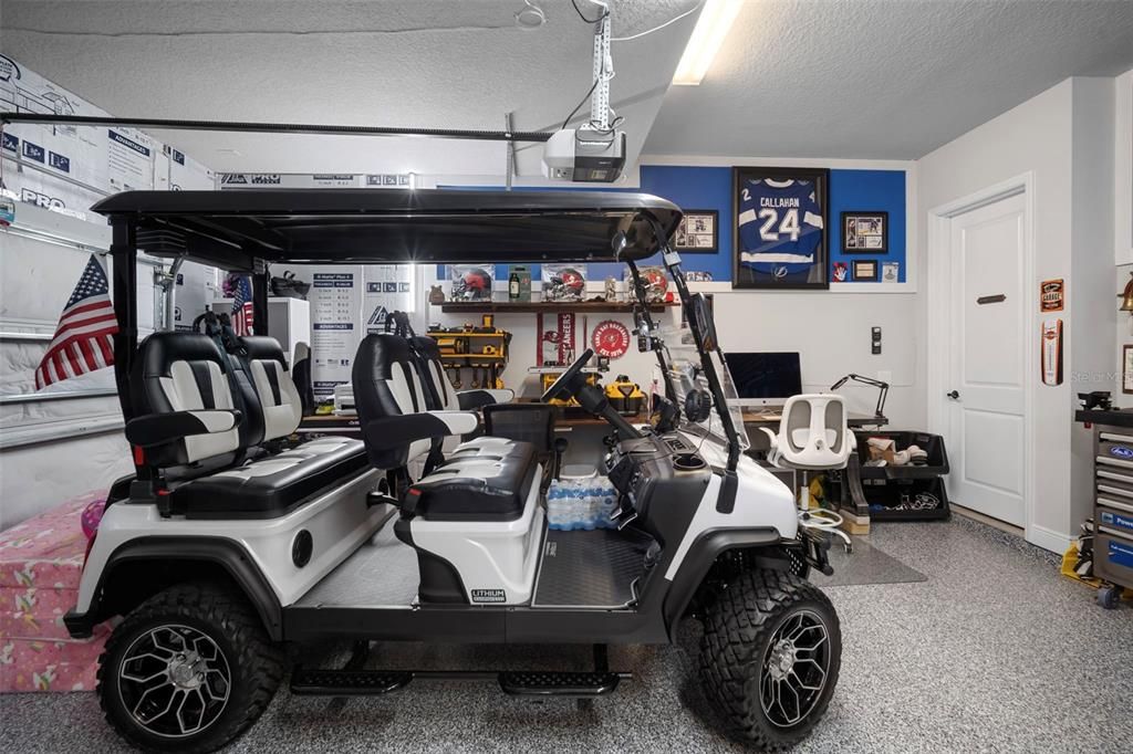 For Sale: $999,999 (4 beds, 3 baths, 3972 Square Feet)