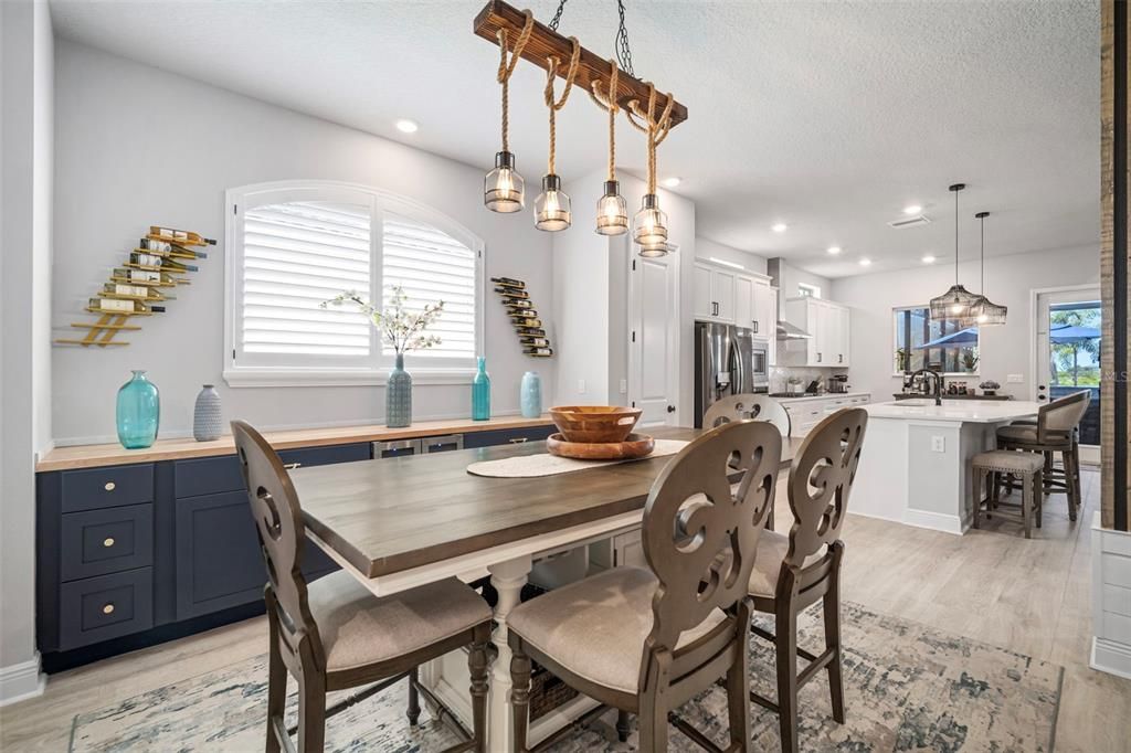 For Sale: $999,999 (4 beds, 3 baths, 3972 Square Feet)