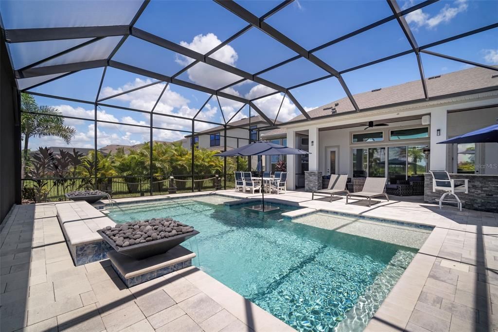 For Sale: $999,999 (4 beds, 3 baths, 3972 Square Feet)