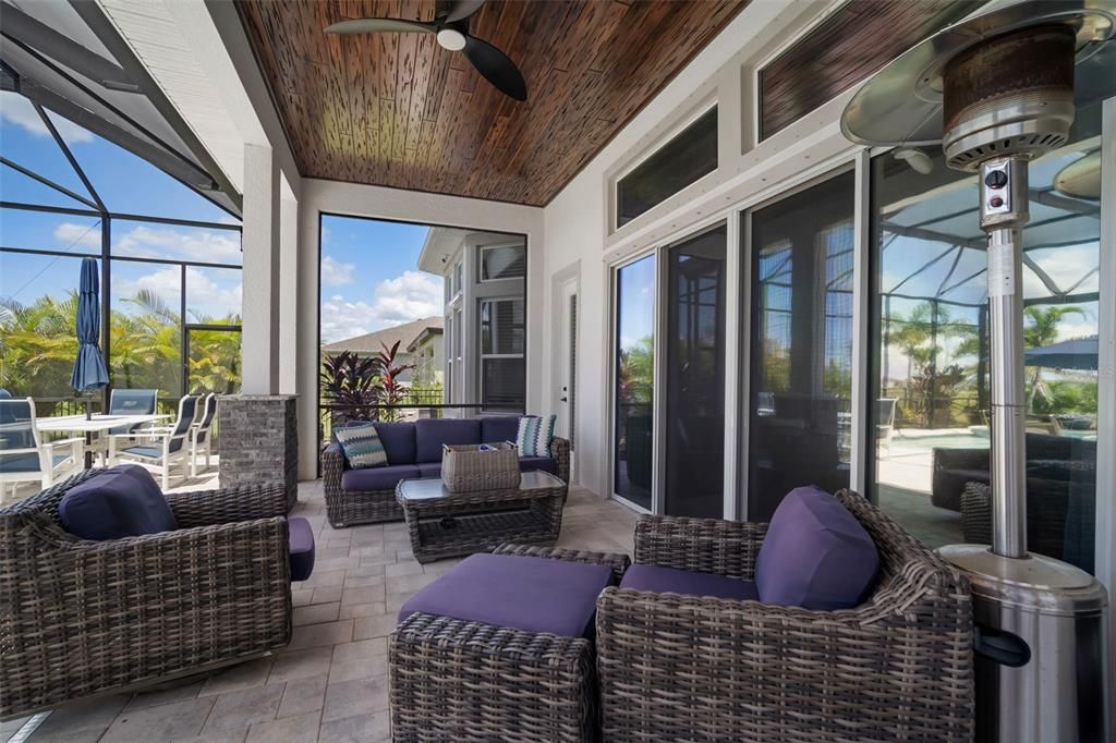 For Sale: $999,999 (4 beds, 3 baths, 3972 Square Feet)