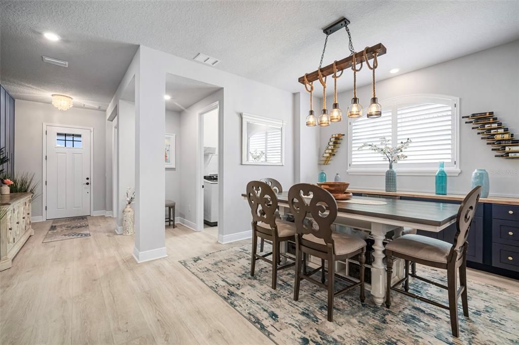 For Sale: $999,999 (4 beds, 3 baths, 3972 Square Feet)