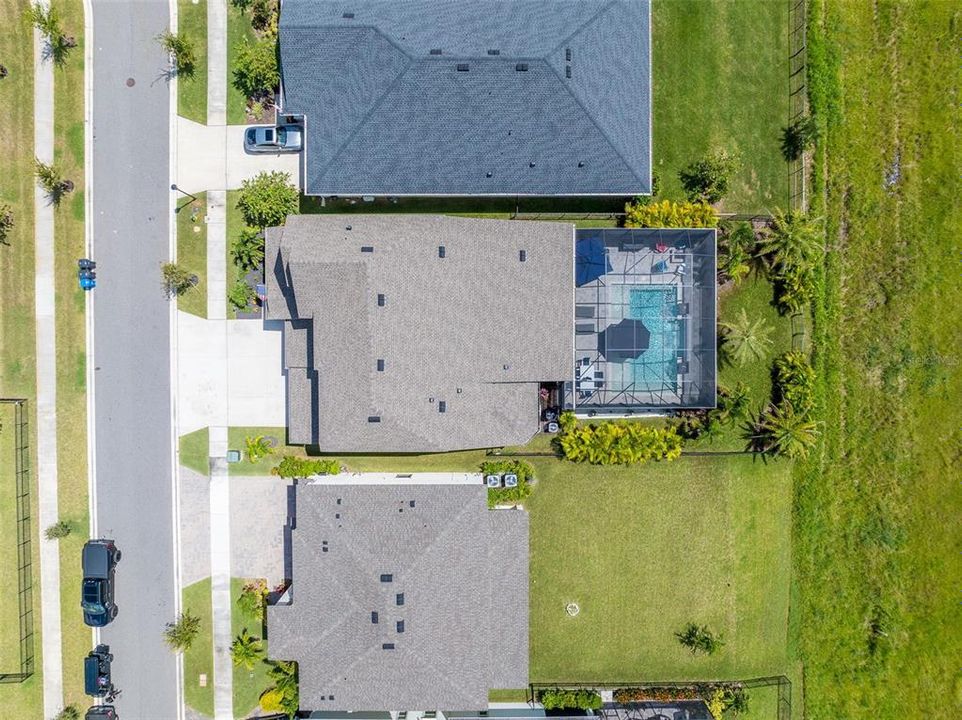 For Sale: $999,999 (4 beds, 3 baths, 3972 Square Feet)