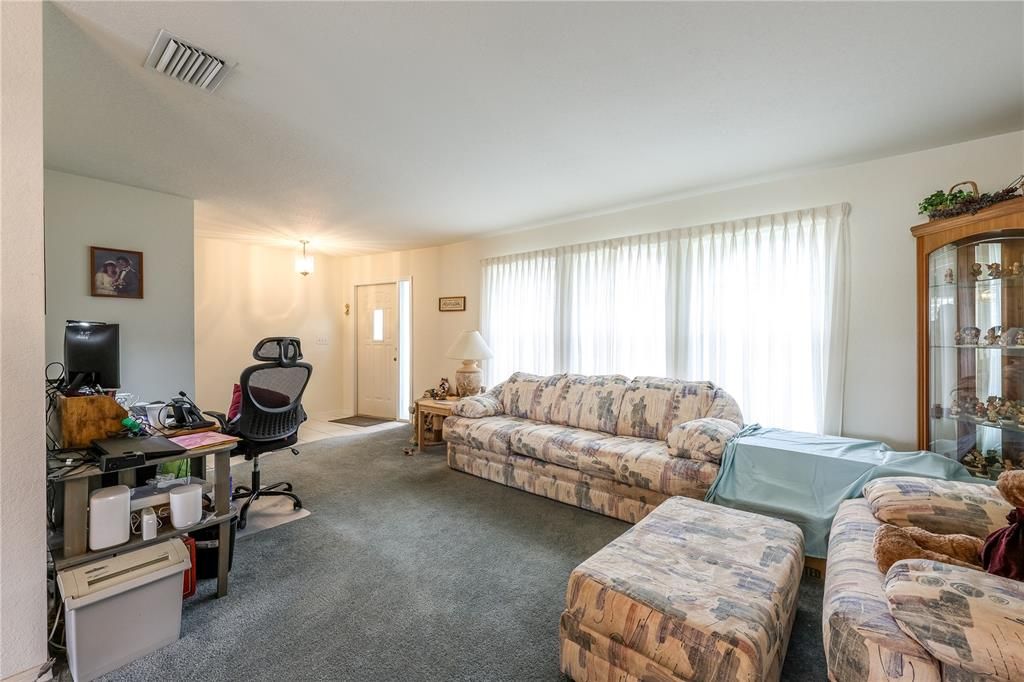 Active With Contract: $330,000 (3 beds, 2 baths, 2023 Square Feet)