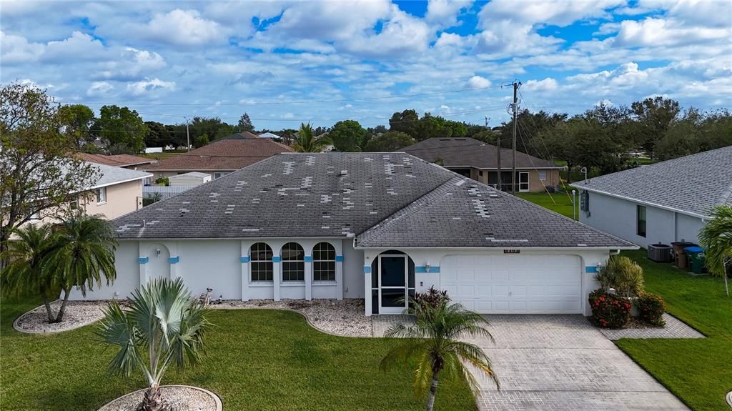 Active With Contract: $330,000 (3 beds, 2 baths, 2023 Square Feet)